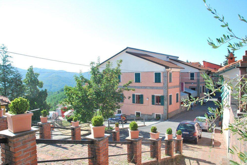 Albergo La Veranda Tavarone Exterior photo